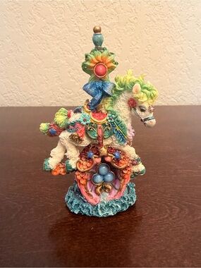 Vtg Crinkle Carousel Frisky Crinkle Horse Figurine #659806 Possible Dreams 1998